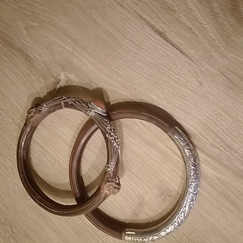 Bracelets - Picture 6 of 8